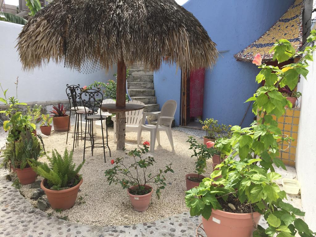 Amaranto Bed And Breakfast Cozumel Buitenkant foto
